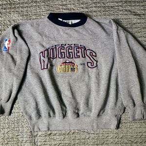 Wmn's vintage Denver Nuggets sweater size L